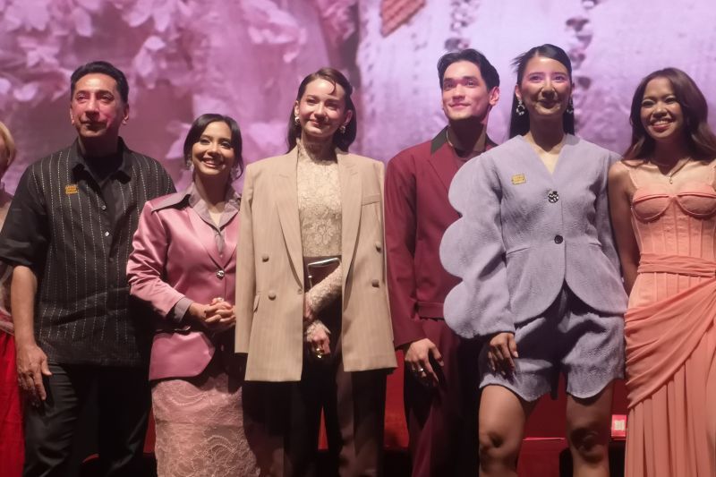 Sinopsis Film Agensi Rumah Tangga: Kisah Enzy Storia yang Menggugah
