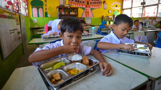BGN Tidak Lagi Membayar Rp6 Juta per Hari ke Dapur MBG Selama Libur Sekolah, Hemat Rp3 Triliun!