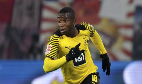 Youssoufa Moukoko Absen Beberapa Pekan, Cedera Pergelangan Kaki
